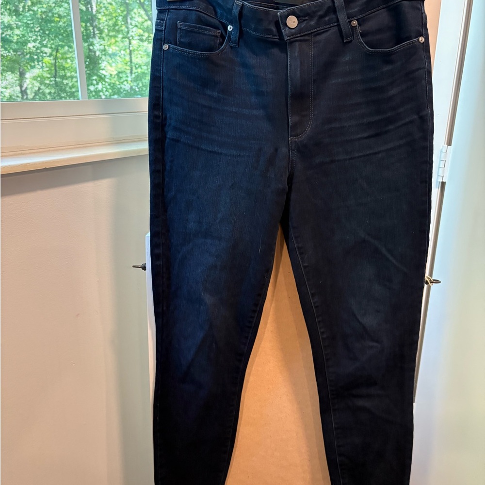 “PAIGE Women’s Dark Wash Slim Jeans Size 30”።